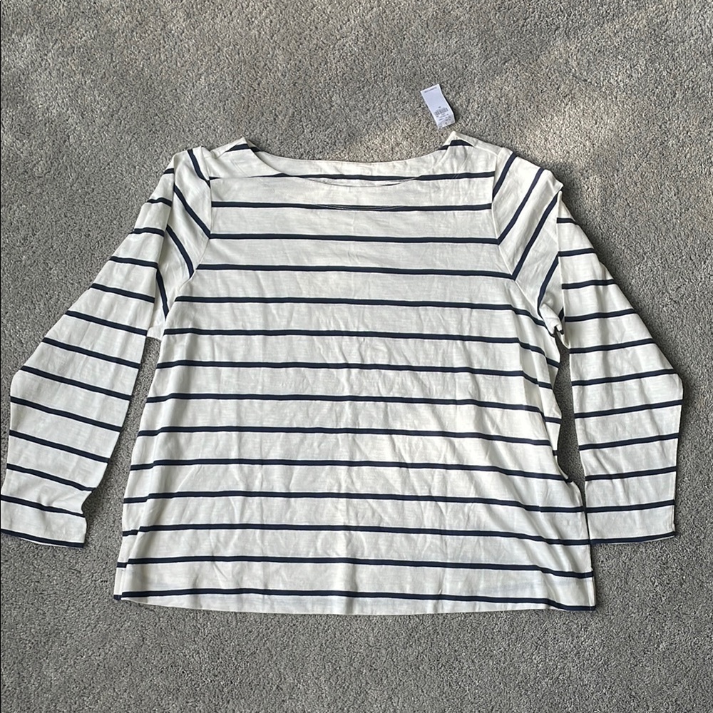Old Navy Boxy 3/4 Sleeve Top NWT